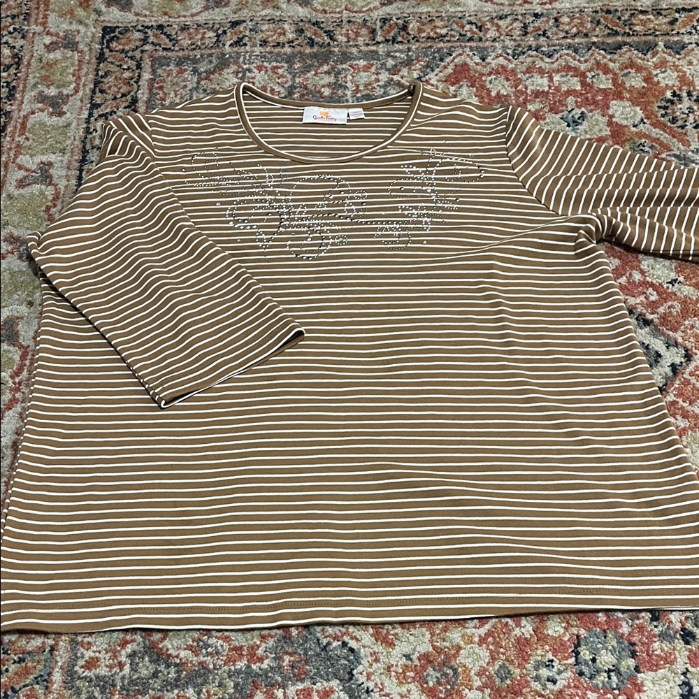 striped blouse